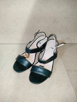 Sandale K135 pentru femei - Negru